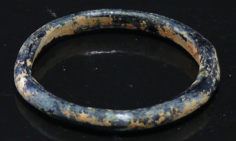 Romain - Bracelet en pâte de verre - 100 / 300 ap. J.-C.
Joli bracelet en pâte ...
