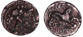 Marseille - Drachme légère (130-121 av. J.-C.)
A/ Anépigraphe. Buste d'Artémis, diadémé et drapé à droite, portant collier et boucles d'oreilles. Un ...