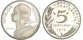 Cinquième république (1959- ) - 5 centimes Lagriffoul - 1979 piéfort en argent
FDC
Ga.175-F.125
Ar ; 5.00 gr ; 17 mm
Certificat No 583/600.