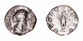 Faustina, esposa de M. Aurelio
Denario. AR. R/CONSECRATIO. Pavo real. 1.85g. RIC.743. BC.
