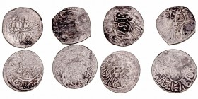 Los Ilkans, Mongoles de Persia
Dírhem. AR. Lote de 4 monedas. Mit. pág 248/60. MBC- a BC.