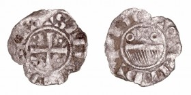 Acuñaciones de Los Cruzados
Óbolo. AR. (1125-1152). Thibaut II?. 0.31g. Cospel irregular. Escasa. (BC).