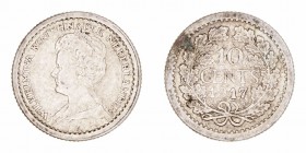 Holanda Guillermina
10 Cents. AR. 1917. 1.39g. KM.145. Punto de verdín. MBC-.