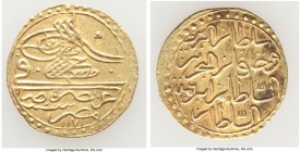 Ottoman Empire. Mustafa III gold Zeri Mahbub AH 1171 year 6 (1762/1763) XF, Misr mint (in Egypt), KM105.1, UBK-pg. 162, Jones-2157. 20.0mm. 2.57gm. In...