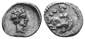 Greek Obol, Ca. 350-300 BC. AR

Condition: Very Fine

Weight: 0.60 gr
Diameter: 11 mm