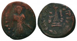 ARAB BYZANTINE.Umayyad Caliphate.circa 690-700 AD. AE Bronze

Condition: Very Fine

Weight: 4.20 gr
Diameter: 19 mm