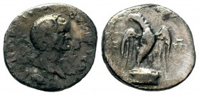 Vespasianus (69-79 AD). AR Denarius

Weight: 2,77 gr
Diameter: 17,90 mm