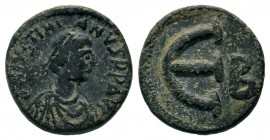 JUSTINIAN I. 527-565 AD. Æ Pentanummium

Weight: 2,14 gr
Diameter: 15,00 mm