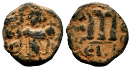 ARAB-BYZANTINE. Early Caliphate (636-660). Ae Fals.

Weight: 4,82 gr
Diameter: 21,50 mm