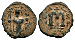 ARAB-BYZANTINE: Three Standing Figures, ca. 640s, AE fals

Weight: 3,26 gr
Diameter: 23,00 mm