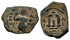 ARAB-BYZANTINE: Three Standing Figures, ca. 640s, AE fals

Weight: 3,88 gr
Diameter: 24,00 mm