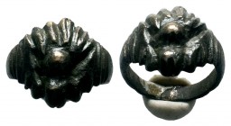 Byzantine Empire, c. 8th-12th century. Bronze ring

Weight: 6,36 gr
Diameter: 22,75 mm