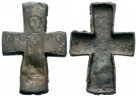 Very Beautiful Decorated and inscribed Byzantine Cross, 7th - 12th Century.

Weight: 46,34 gr
Diameter: 73,00 mm