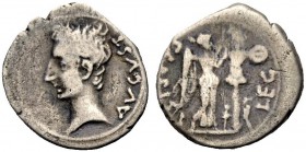 RÖMISCHE MÜNZEN
KAISERZEIT.  Augustus, 27 v. Chr. -14 n. Chr. Quinar, 25-23 v. Chr. Emerita. Signiert von P. Carisius.AVGVST (rückl.). Barhäuptige Bü...