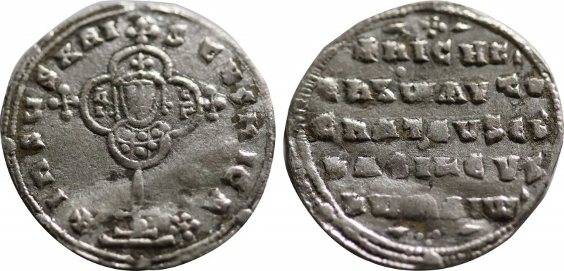 NICEPHORUS II PHOCAS (963-969). Miliaresion. Constantinople.
Obv: + IҺSЧS XRISTЧ...
