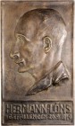 Deutsche Medaillen. 
Personenmedaillen. 
Löns, Hermann (1866-1914). Einseit. Bronzegussplakette 1914, v. Erich Fricke, auf den Soldatentod des Heima...