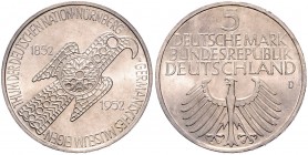 DM-Gedenkmünzen. 
5 DM 1952 D, Germanisches Museum\b0. Jaeger&nbsp;388. . 

winz. Rdu, vz-f. stfr