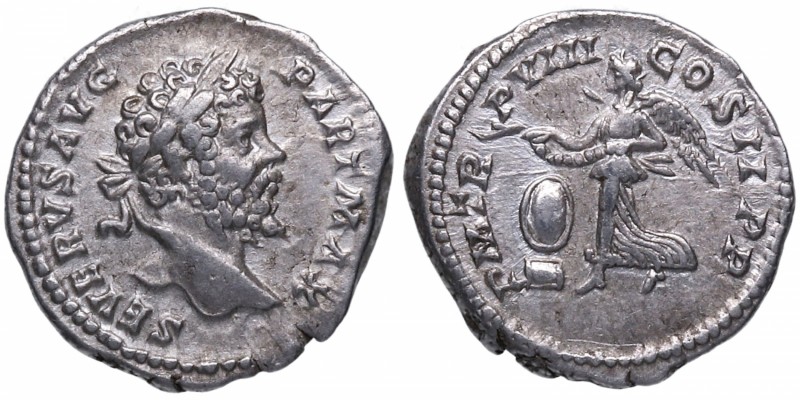 200 dC. Septimio Severo. Roma. Denario. RIC 150. Ag. 3,19 g. /P M TR P VIII COS ...
