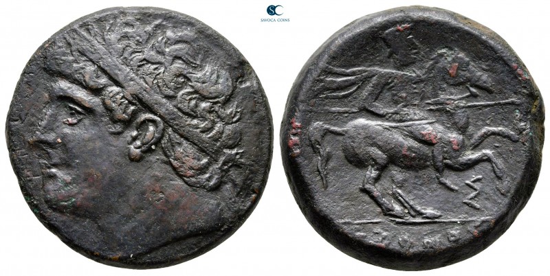 Sicily. Syracuse. Hieron II 275-215 BC. 
Bronze Æ

27 mm, 18,85 g

Diademed...