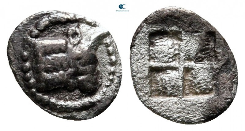 Macedon. Akanthos 470-430 BC. 
Hemiobol AR

8 mm, 0,29 g

Head of bull righ...