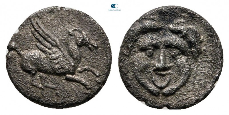 Akarnania. Leukas circa 380-320 BC. 
Trihemiobol AR

10 mm, 0,59 g

Pegasos...
