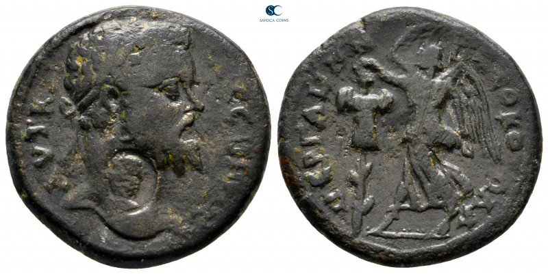 Mysia. Pergamon. Septimius Severus AD 193-211. 
Bronze Æ

26 mm, 8,32 g

AY...