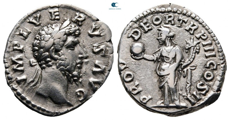 Lucius Verus AD 161-169. Rome
Denarius AR

18 mm, 3,34 g

IMP L VERVS AVG, ...