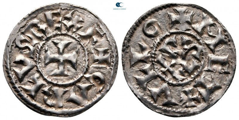 Carolingian. Charlemagne AD 768-814. Metullo (Melle) mint
Denier AR

22 mm, 1...