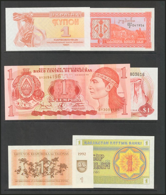 Conjunto de 21 billetes extranjeros de diversos países, la mayoría de ellos en c...