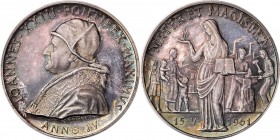 ITALY. Vatican City. Encyclical of Pope Saint John XXIII Silver Medal, 1963 (Year IV). CHOICE UNCIRCULATED.
Modesti-119; Rinaldi-156. Diameter: 44mm....