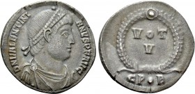 VALENTINIAN I (364-375). Siliqua. Constantinople