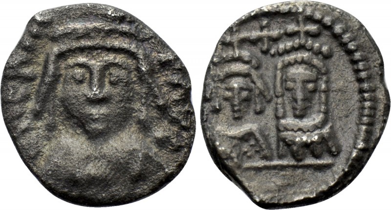 HERACLIUS with MARTINA and HERACLIUS CONSTANTINE (610-641). Half Siliqua. Cartha...
