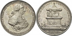 MESSICO. Carlo III di Borbone, Re di Spagna 1759-1788. 
Medaglia 1788 opus G. Q. Gil. Ag gr. 100,58 mm 66,8 Dr. CAROLUS III HISPANIARUM ET INDIARUM R...
