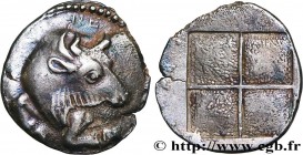 MACEDONIA - AKANTHOS
Type : Tetrobole 
Date : c. 470-400 AC. 
Mint name / Town : Acanthe, Macédoine 
Metal : silver 
Diameter : 15  mm
Weight : 2,04  ...