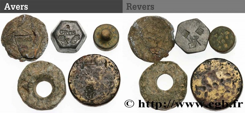 LOTS
Type : Lot de cinq poids monétaires  
Date : (XVe-XVIe siècles) 
Date : n.d...