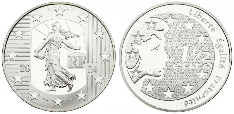 France 1-1/2 Euro 2004 Averse: Sower advancing left within stars. Reverse: Head ...