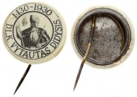 Lithuania Badge Vytautas the Great 1430-1930 D.L.K. Aluminum enamelled. Weight approx: 1.21 g. Diameter: 19 mm