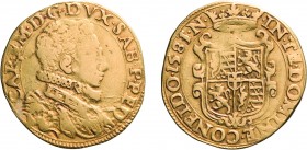 SAVOIA. CARLO EMANUELE I (1580-1630). DOPPIA 1581
Nizza. Oro, 6,37 gr, 27x26 mm, buon MB/qBB.
D: CAR EM D G DVX SAB P PED Busto giovanile del duca, ...