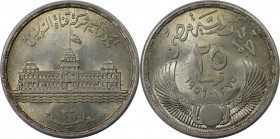 Weltmünzen und Medaillen, Ägypten / Egypt. Suezkanalverstaatlichung. 25 Piastres 1956 (AH 1375). 17,50 g. 0.720 Silber. 0.41 OZ. KM 385. Stempelglanz...