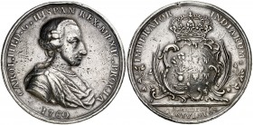 1760. Carlos III. México. El Consulado. Medalla de Proclamación. (Betts 481) (Ha. 83 var) (MHE. 310, mismo ejemplar) (Medina 92) (V.Q. 13049). 36,01 g...