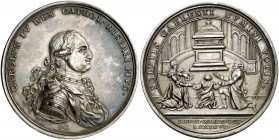 1796. Carlos IV. Sevilla. Voto de la familia real. Medalla. (Ruiz Trapero 294) (V. 1832) (V.Q. 14154). 42,85 g. Ø49 mm. Plata. Grabadores: F. Pardo (a...
