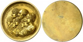 1808. Carlos IV. Familia real. Medallón. (Bramsen 720). 25,38 g. Ø65 mm. Bronce dorado. Unifaz. Montada en un aro de metal en la época. Cliché redondo...