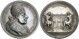 s/d (1758-1769). Estados Pontificios. Clemente XIII. Museos del Capitolio. Medalla. (MHE. 727, mismo ejemplar) (Rizzini 464) (V.Q. 14105). 24,28 g. Ø3...