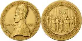 Pio XII (Eugenio Pacelli di Roma), 1939 – 1958.

Medaglia del Giubileo 1950, AV 58,01 g. Ø 48,1 mm. Per il Giubileo 1950 (opus: Pietro Giampaoli). P...