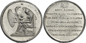 Italia. 

ROMA, Loggia La Vertu Triomphante 1811, medaglia metallo bianco 36,95 g. Ø 39,2mm [4,5mm D/ La città di Roma, seduta a sinistra, tiene sul...