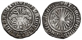 Fernando e Isabel (1474-1504). 1/2 real. Sevilla. (Cal-255). (Lf-E6.2.4). Ag. 1,57 g. S y estrella bajo el yugo, adornos de 4 puntos en anverso y 4 ro...