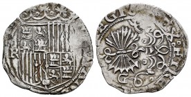 Fernando e Isabel (1474-1504). 1 real. Granada. (Cal-375 var). (Lf-G4.9.3). Ag. 3,37 g. Escudo con ensayador R cerrada a la izquierda. Corona decorada...