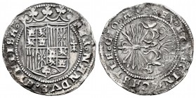 Fernando e Isabel (1474-1504). 1 real. Sevilla. (Cal-431). (Lf-F6.5.6). Anv.: ...·ET ELISA·. Rev.: ·CASTLE· GIO· A(R). Ag. 2,94 g. Armiño a derecha de...