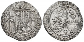 Fernando e Isabel (1474-1504). 4 reales. Sevilla. (Cal-564). (Lf-H5.6.17). Rev.: ....LEGIONIS. Ag. 13,69 g. Escudo entre S - IIII. Ensayador d cuadrad...