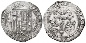 Fernando e Isabel (1474-1504). 4 reales. Sevilla. (Cal-565). (Lf-H5.6.68). Rev.: + REX: ET REGINA: CASTE(LE:) ET: LEGIONI. Ag. 13,68 g. Escudo entre I...